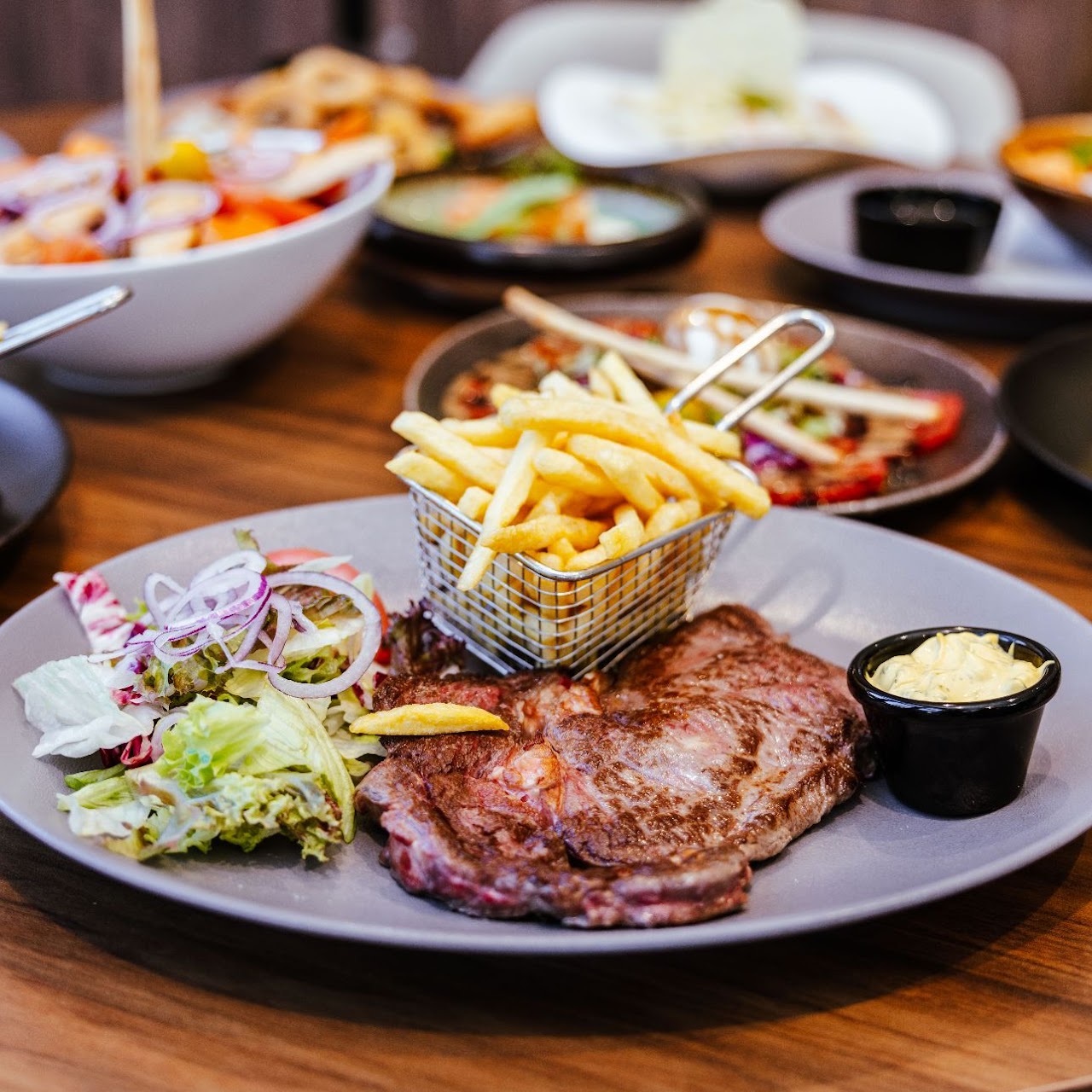 the hive plat restaurant